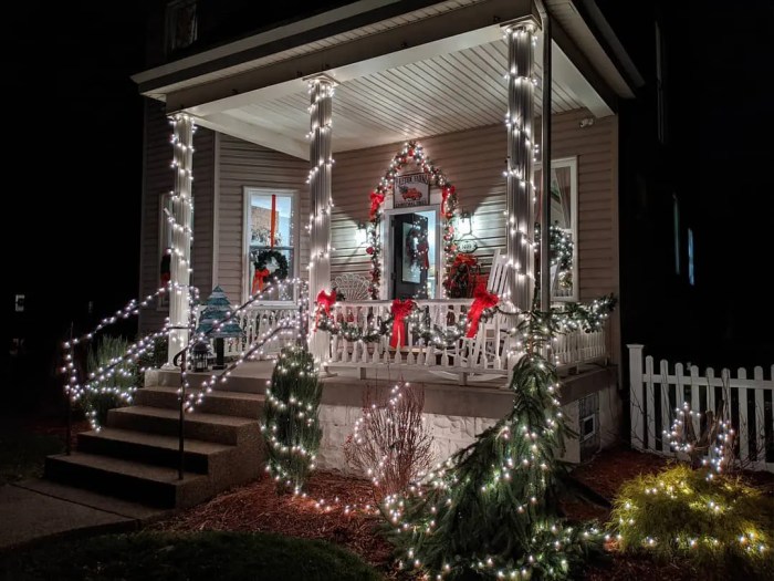 White christmas outdoor decor